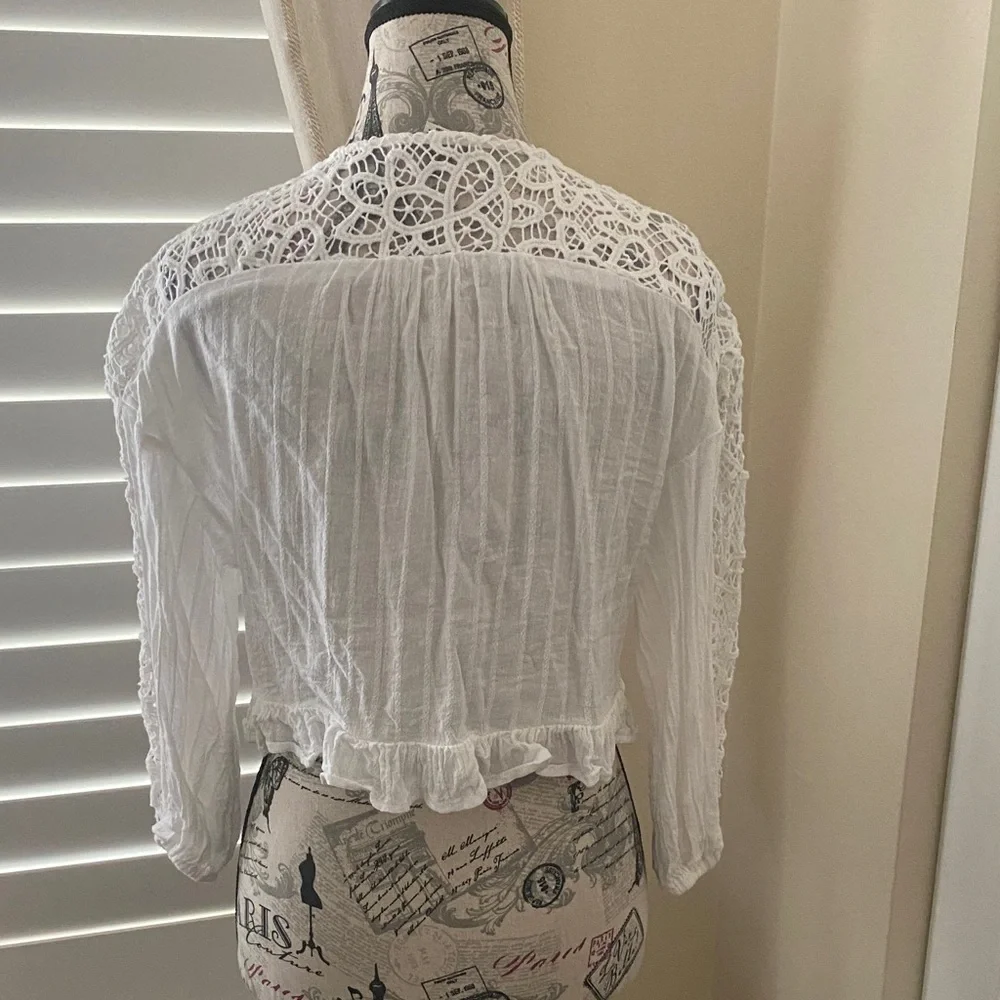 American Eagle White Lace Tie Front Shrug Boho Cropped Cardigan Small - Picture 5 of 10